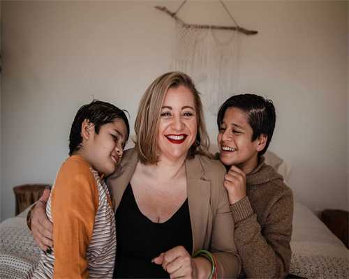 供卵代怀试管代生冻囊胚多少钱一次,供卵代怀试管代生冻囊胚可以养多久时间