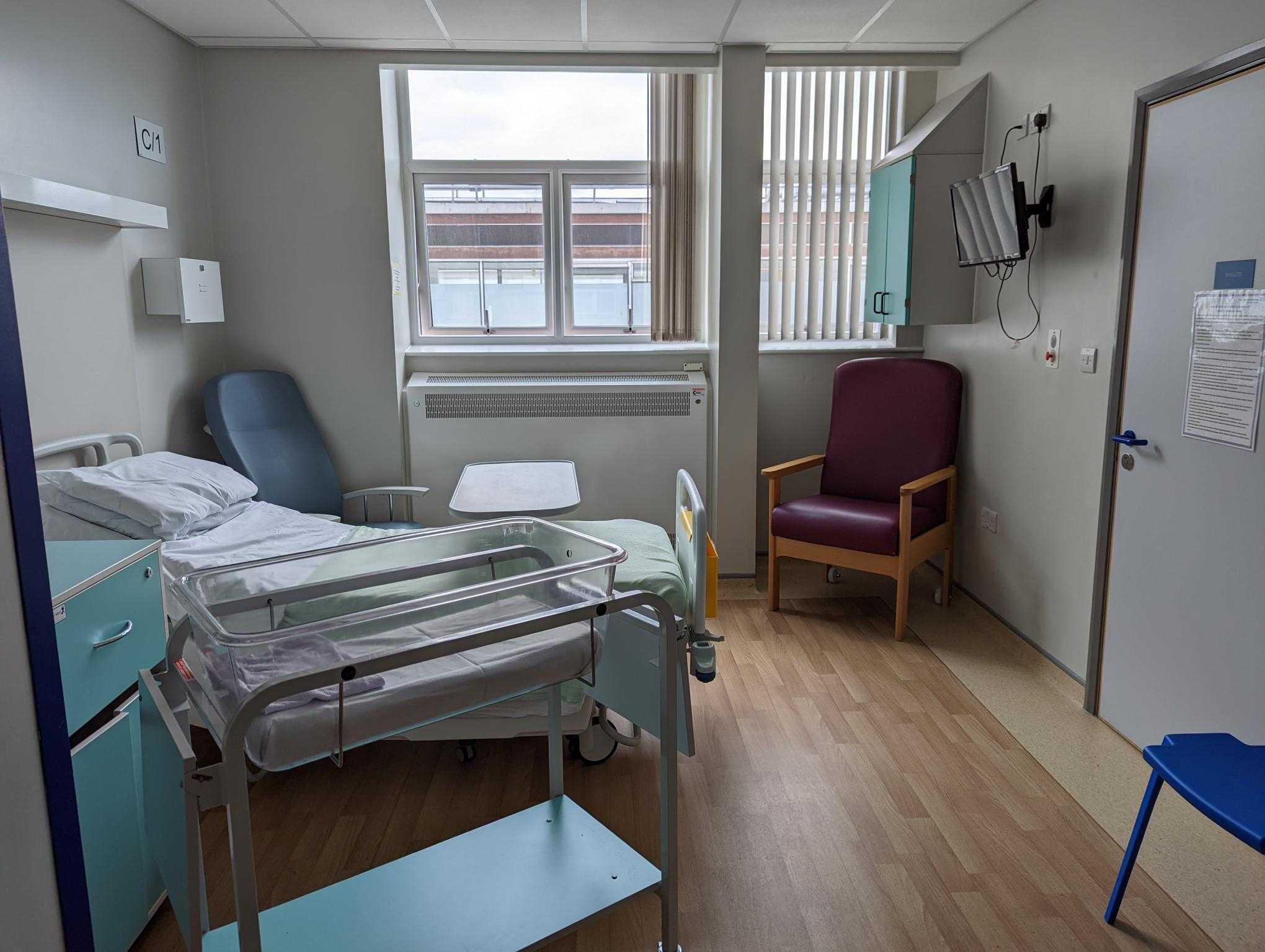 岳阳妇幼保健院做二代代生电话多少预算5万元够吗？